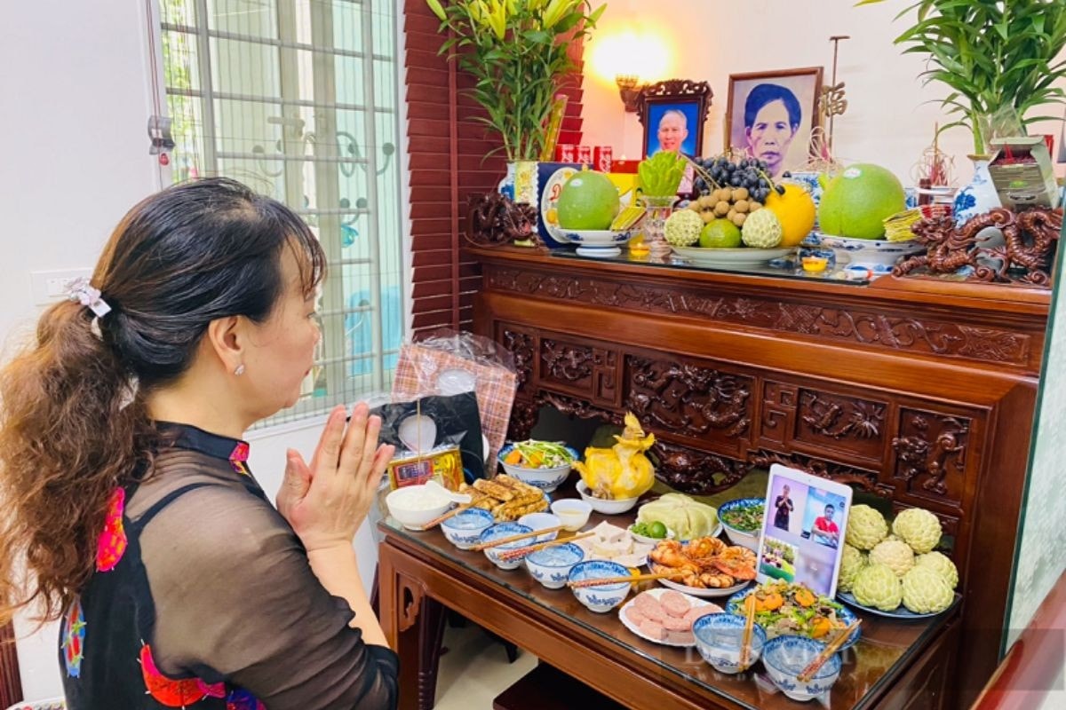 Bạn nên giữ tâm thành và nghiêm trang khi đọc văn khấn