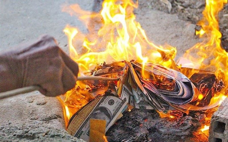 Lưu ý khi hóa vàng mã sau cúng rằm tháng 10 để đảm bảo an toàn