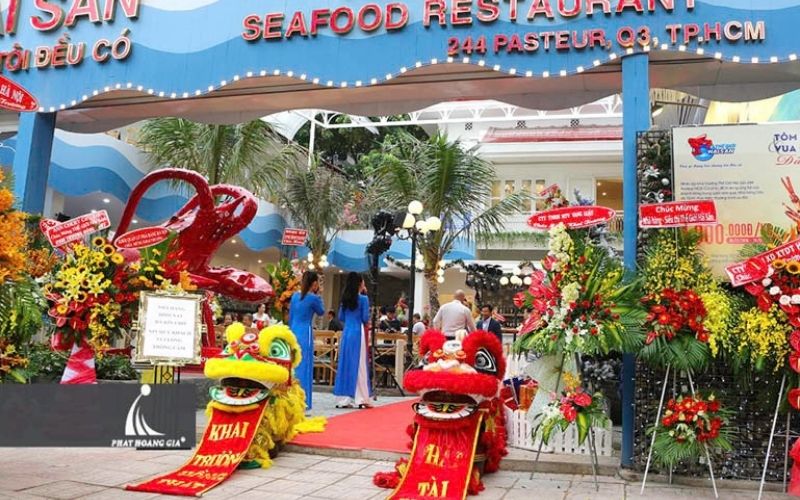 Chọn ngày tốt để khai trương cửa hàng suôn sẻ, hồng phát cho nữ Giáp Thìn