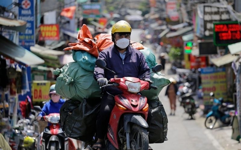 Đeo khẩu trang chuẩn giúp hạn chế tới 95% bụi mịn xâm nhập cơ thể