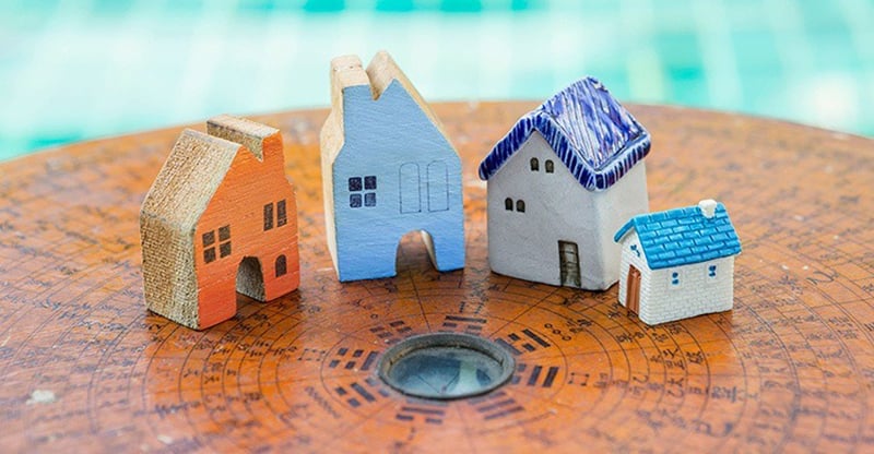 Nên xem xét kỹ các yếu tố về hạn tuổi để đảm bảo không xây nhà trong năm gặp Tam Tai, Kim Lâu, Hoang Ốc