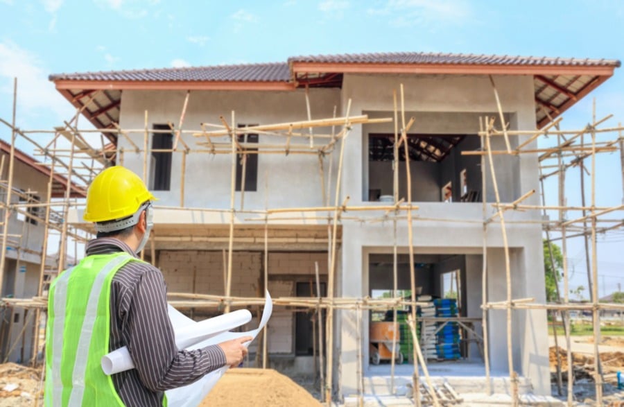 Nam Mậu Thân 1968 nên làm nhà năm 2026 vì không phạm hạn nặng và có cát tinh Thái Dương chiếu mệnh