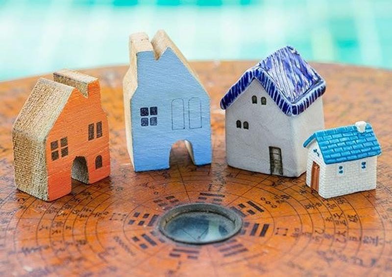 Cần xem xét kỹ các yếu tố ngũ hành, sao chiếu mệnh, can chi để có thể tìm ra tuổi đẹp để xây nhà