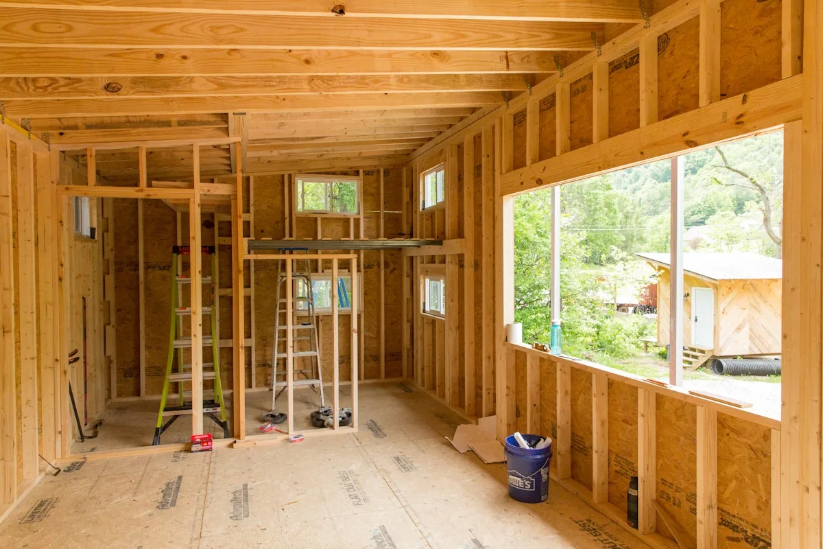 Năm 2026 tương đối thuận lợi cho nữ Nhâm Ngọ 2002 xây nhà