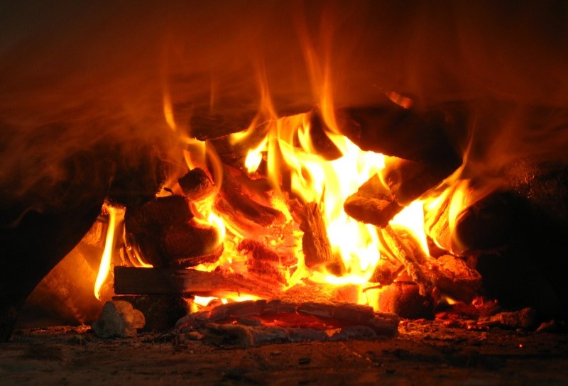 Nữ Đinh Mão sinh năm 1987 thuộc mệnh Hỏa với nạp âm Lư Trung Hỏa