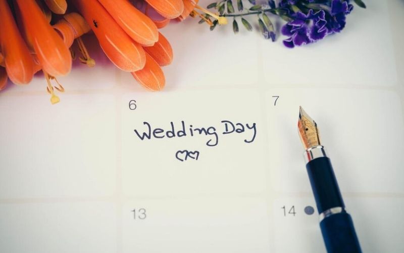 Chọn đúng ngày giờ hợp mệnh không chỉ giúp hôn lễ viên mãn mà còn mở ra hành trình hạnh phúc trọn đời