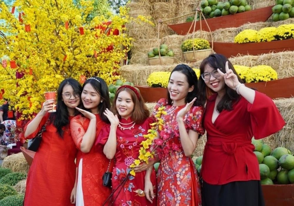 Nên chọn giờ hoàng đạo và hướng xuất hành hợp tuổi trong ngày mùng 1 Tết để đón nhận nhiều may mắn, hanh thông 