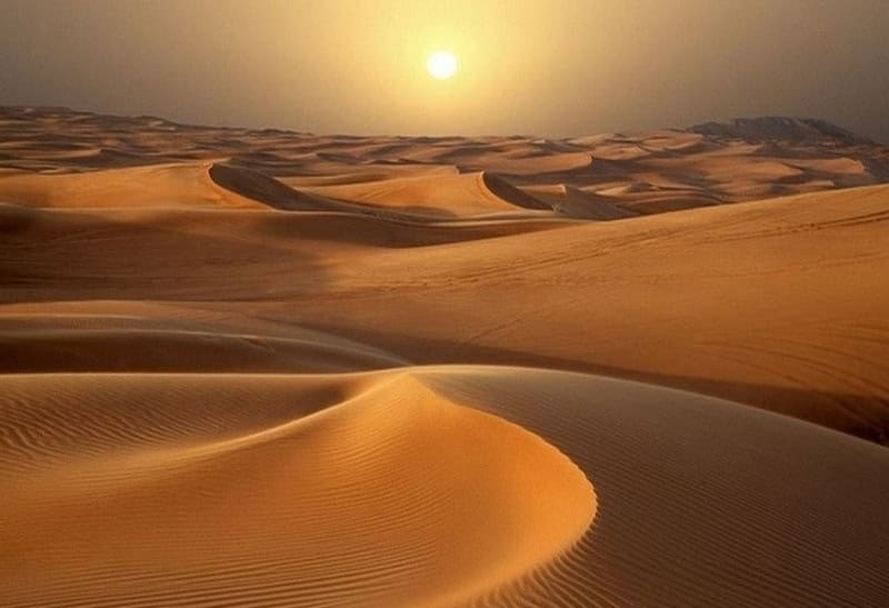 Nam sinh năm 1976 Bính Thìn thuộc mệnh Sa Trung Thổ