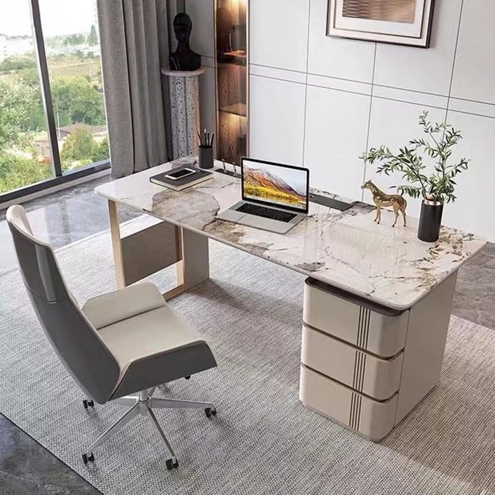 Hướng Đông Bắc là hướng đại lợi cho nữ Mậu Ngọ thăng quan tiến chức