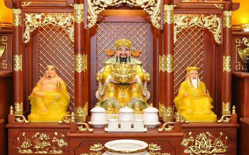Lưu ý khi đặt ban thờ Thần tài cho gia chủ Ất Sửu 1985
