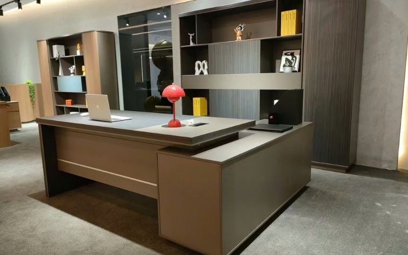 Đặt bàn theo hướng cát giúp nam Giáp Tuất khai mở vận khí, đón tài lộc và cân bằng năng lượng tích cực trong năm 2026