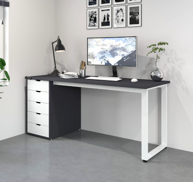 Bàn làm việc hướng Bắc giúp nam chủ luôn giữ được tinh thần minh mẫn