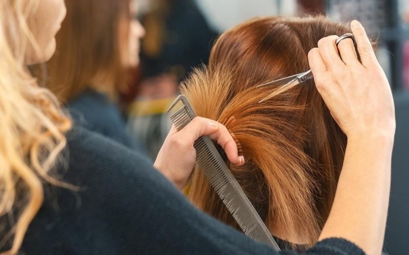 Mùng 1 tháng 12 âm lịch tránh cắt tóc, gội đầu để giữ may mắn trọn tháng