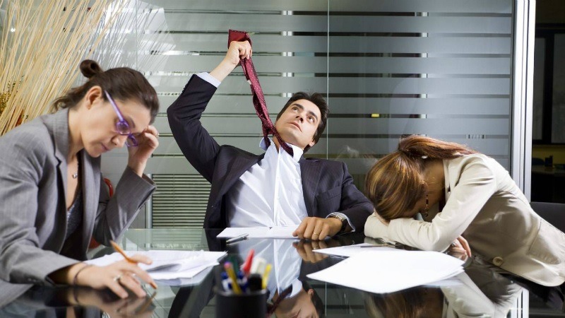 Hợp tác với người không hợp tuổi dễ khiến vận may trong công việc của tuổi Mậu Thân 1968 bị ảnh hưởng