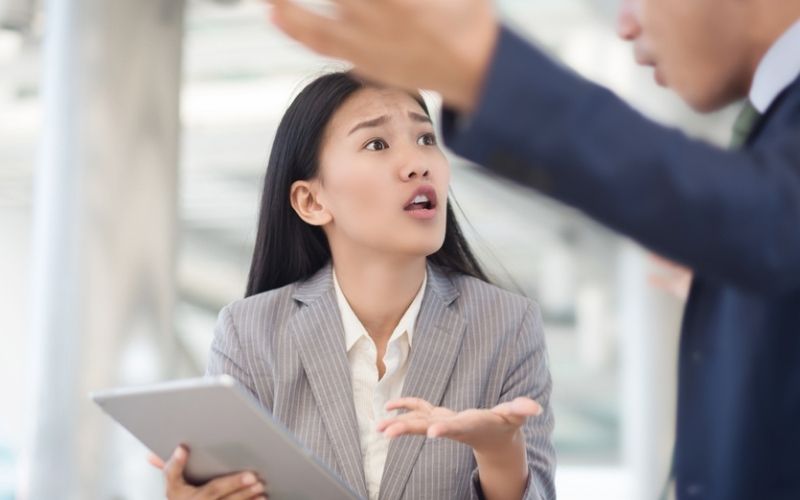 Trong năm 2026, người tuổi 1988 Mậu Thìn nên tránh hợp tác với tuổi Sửu và tuổi Mùi để giảm thiểu rủi ro