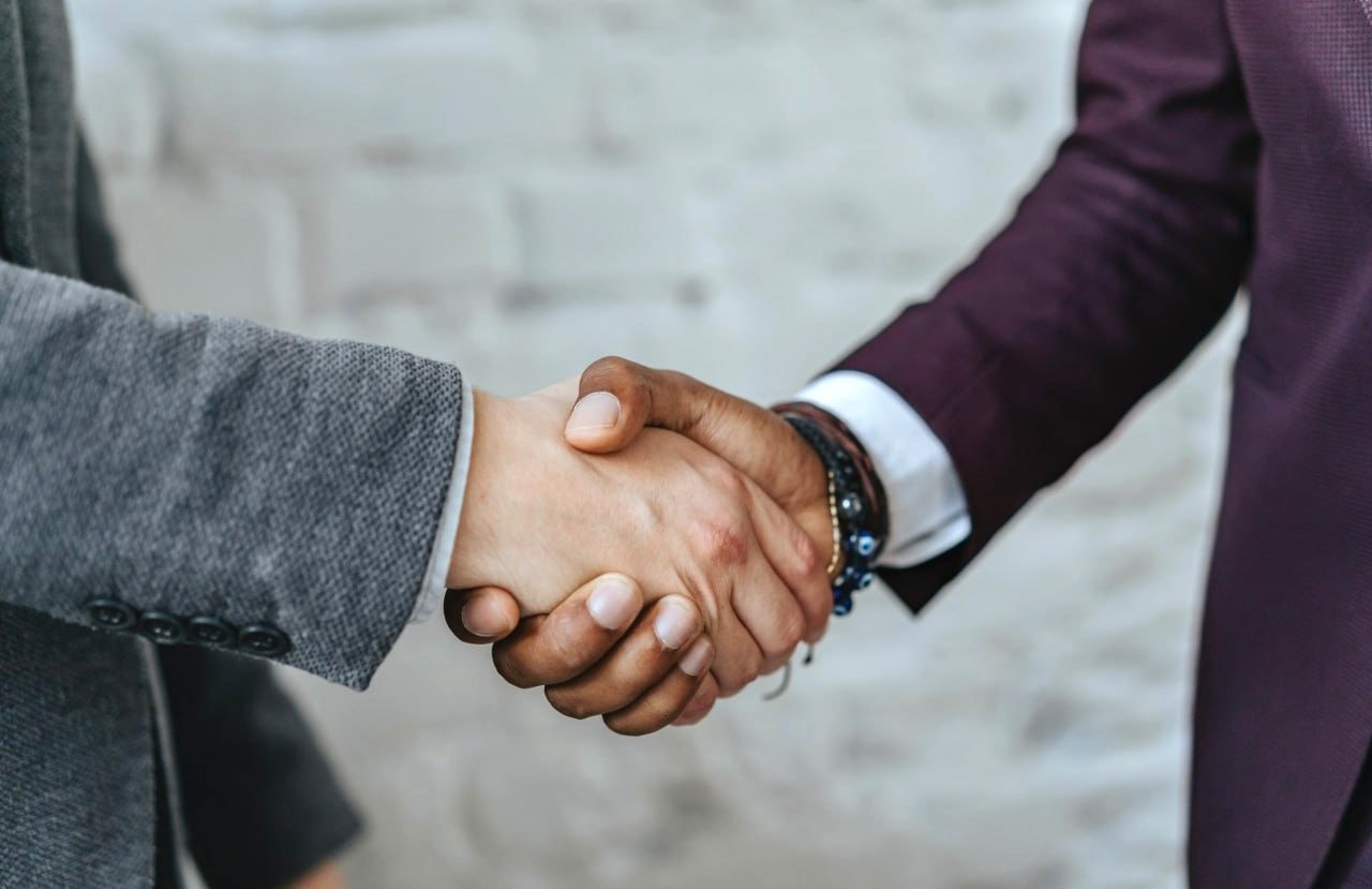 Người tuổi Quý Mão 1963 thường có phong cách làm việc mềm mỏng, linh hoạt, chú trọng chữ tín