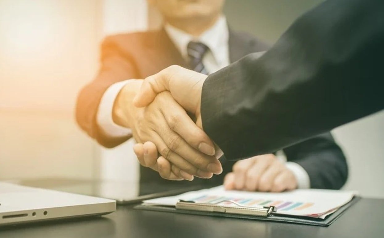 Xác định tuổi 1991 Tân Mùi nên hợp tác làm ăn với tuổi nào năm 2026 sẽ giúp hạn chế rủi ro và tạo nền tảng phát triển dài hạn