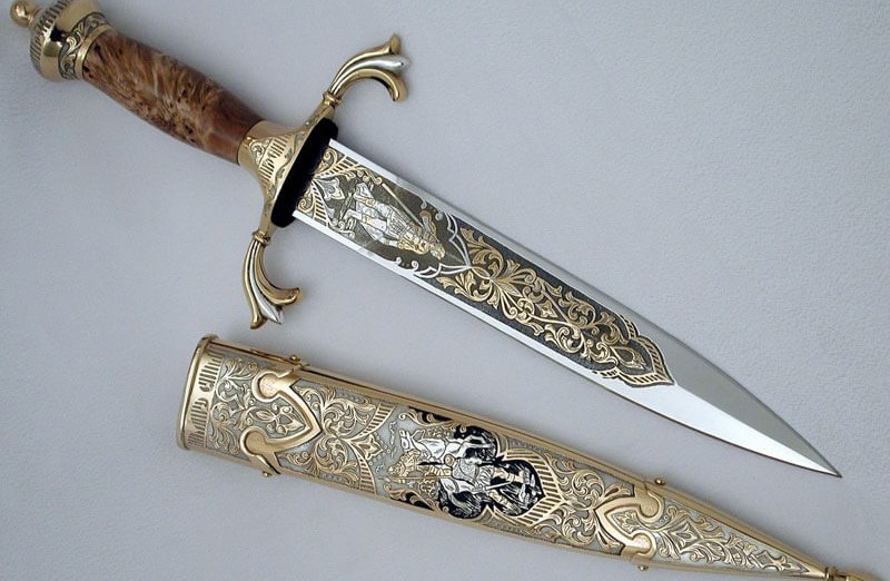 Người sinh năm 1992 Nhâm Thân thuộc mệnh Kiếm Phong Kim