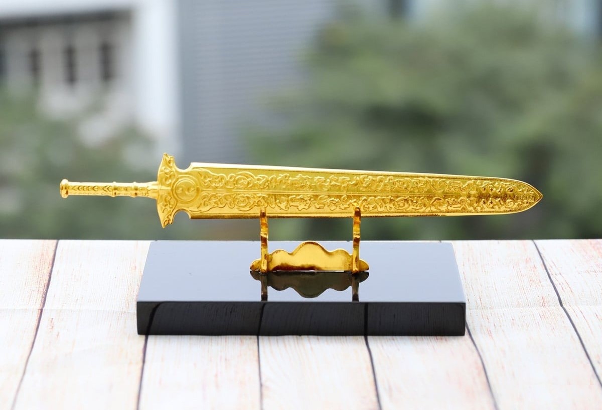 Người sinh năm 1993 thuộc mệnh Kim, nạp âm Kiếm Phong Kim