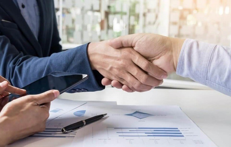 Bạn nên xác định rõ ràng vai trò, quyền lợi và trách nhiệm ngay từ đầu khi quyết định hợp tác