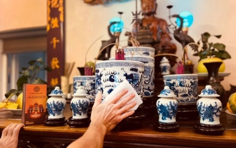 Ngày 28 tháng Chạp là thời điểm lý tưởng để dọn dẹp không gian thờ cúng