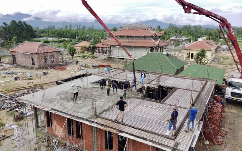 Đổ mái đúng ngày, đúng giờ giúp ngôi nhà bền vững và vận khí hưng thịnh dài lâu