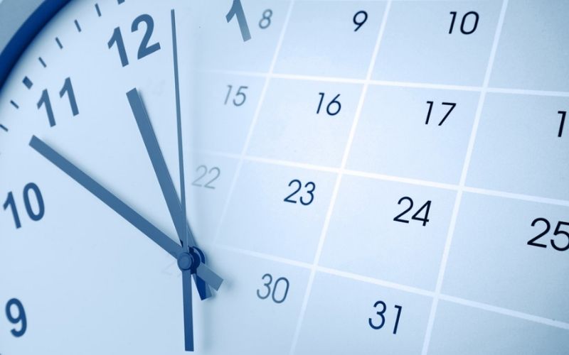 Khi chọn ngày đổ mái, gia chủ nên đối chiếu thêm với giờ hoàng đạo để đảm bảo cân bằng phong thủy