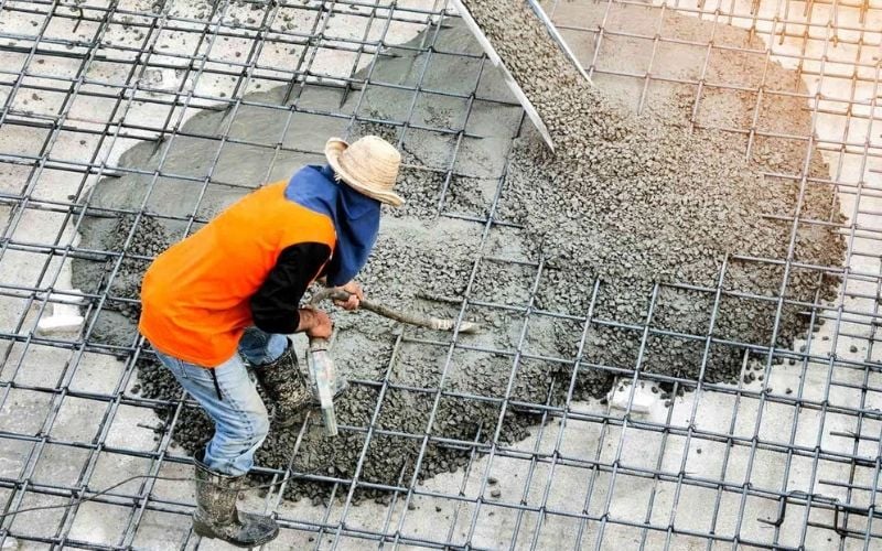 Chọn ngày đẹp kết hợp giờ hoàng đạo để việc đổ trần làm mái suôn sẻ cho gia chủ 1968 