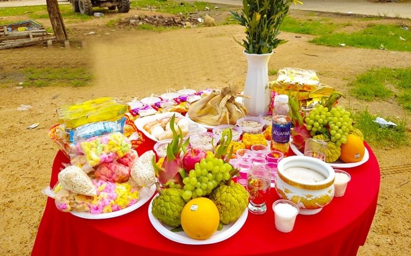 Gia chủ Kỷ Mùi nên thực hiện lễ cúng cất nóc trước khi bắt đầu thi công