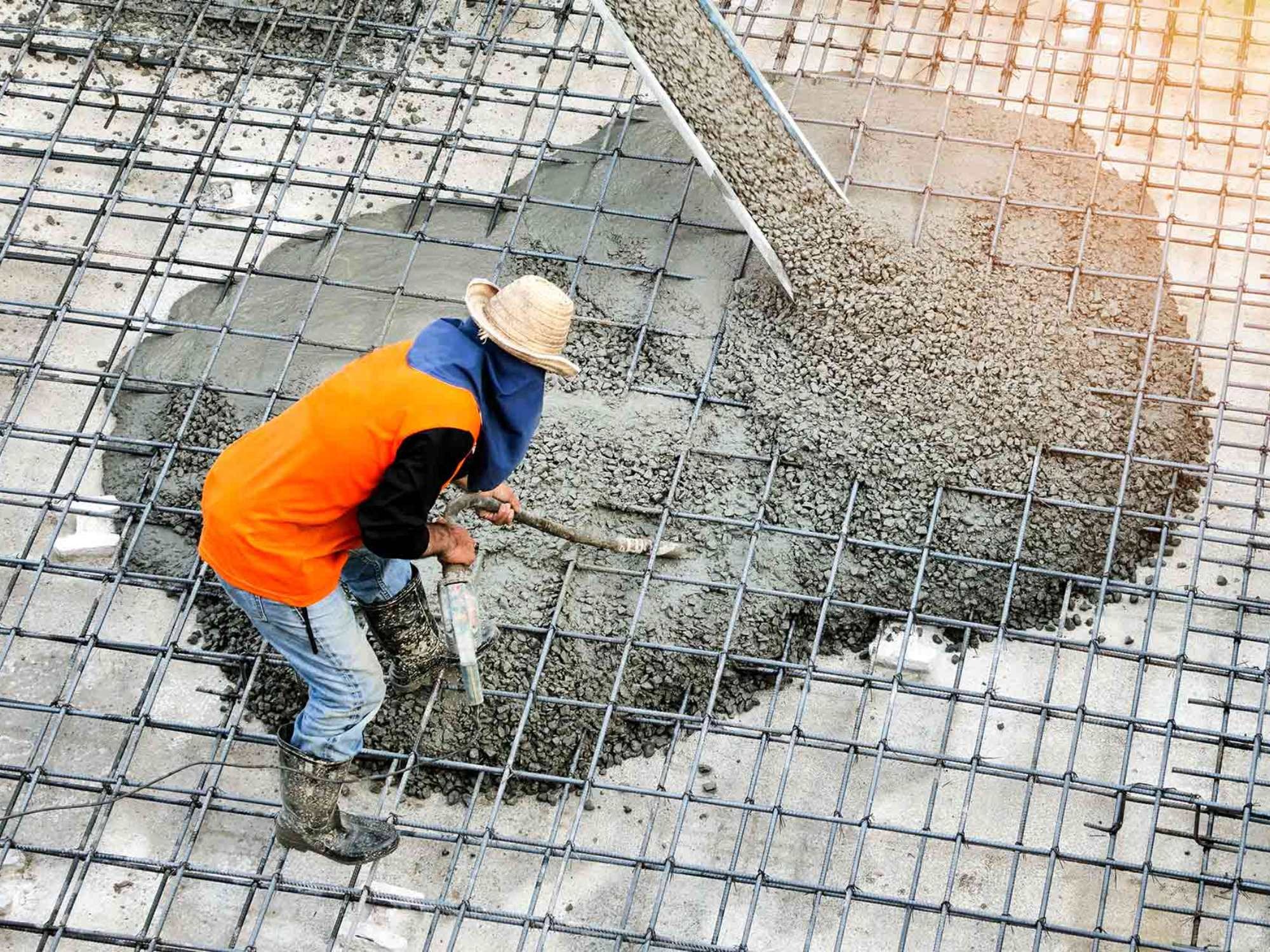 Chọn ngày đổ mái hợp tuổi gia chủ giúp công trình thi công thuận lợi, hạn chế rủi ro