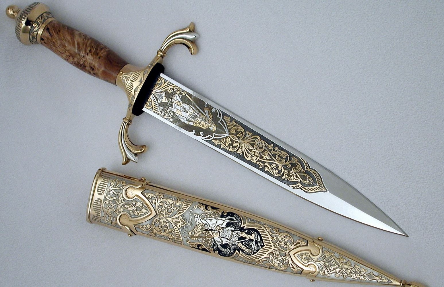 Người sinh năm 1992 tuổi Nhâm Thân thuộc mệnh Kiếm Phong Kim