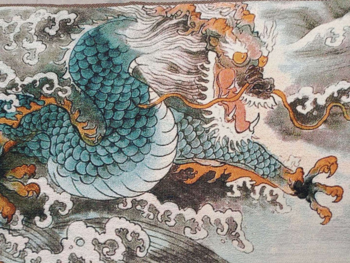 Tuổi Thìn tam hợp với Thân, Tý và nhị hợp với Dậu