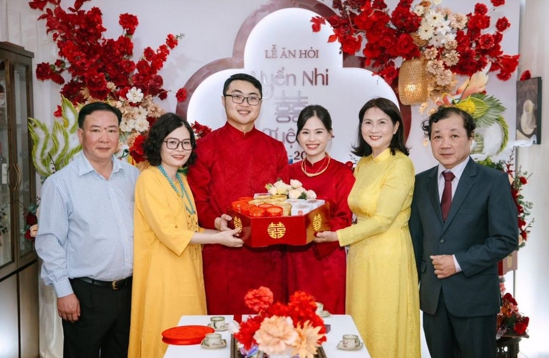 Tổ chức lễ ăn hỏi trong giờ hoàng đạo sẽ giúp buổi lễ diễn ra thuận lợi 