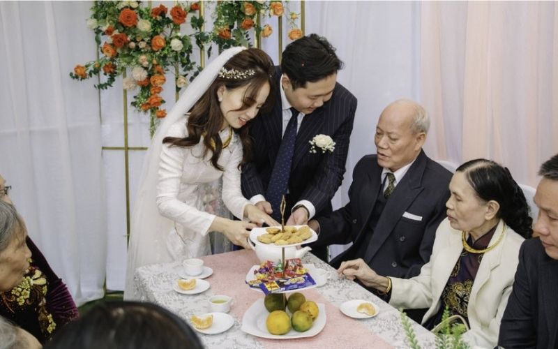 Ngày tốt không chỉ giúp lễ ăn hỏi diễn ra trọn vẹn mà còn là khởi đầu cho hạnh phúc lâu dài của Đinh Sửu 1997