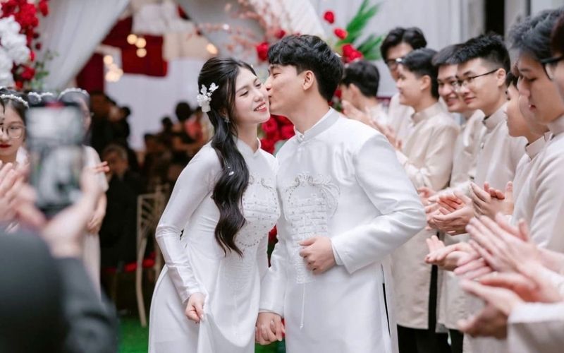 Tuổi Mậu Dần 1998 hợp làm lễ ăn hỏi ngày nào nhất năm 2026