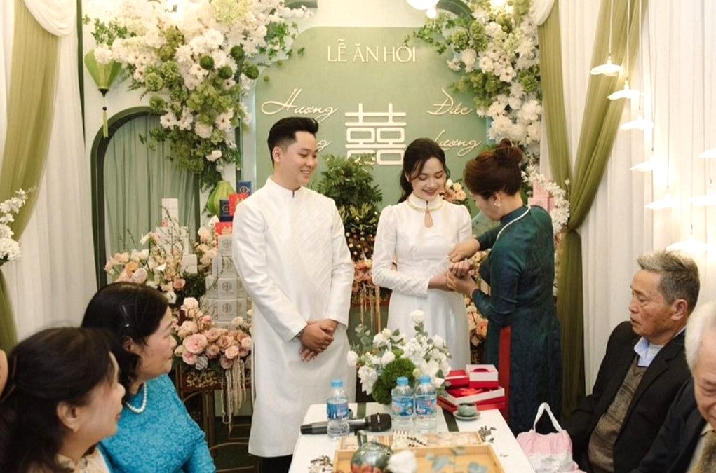 Chọn được ngày phù hợp giúp tạo tâm lý an tâm cho cả cô dâu chú rể lẫn gia đình hai bên