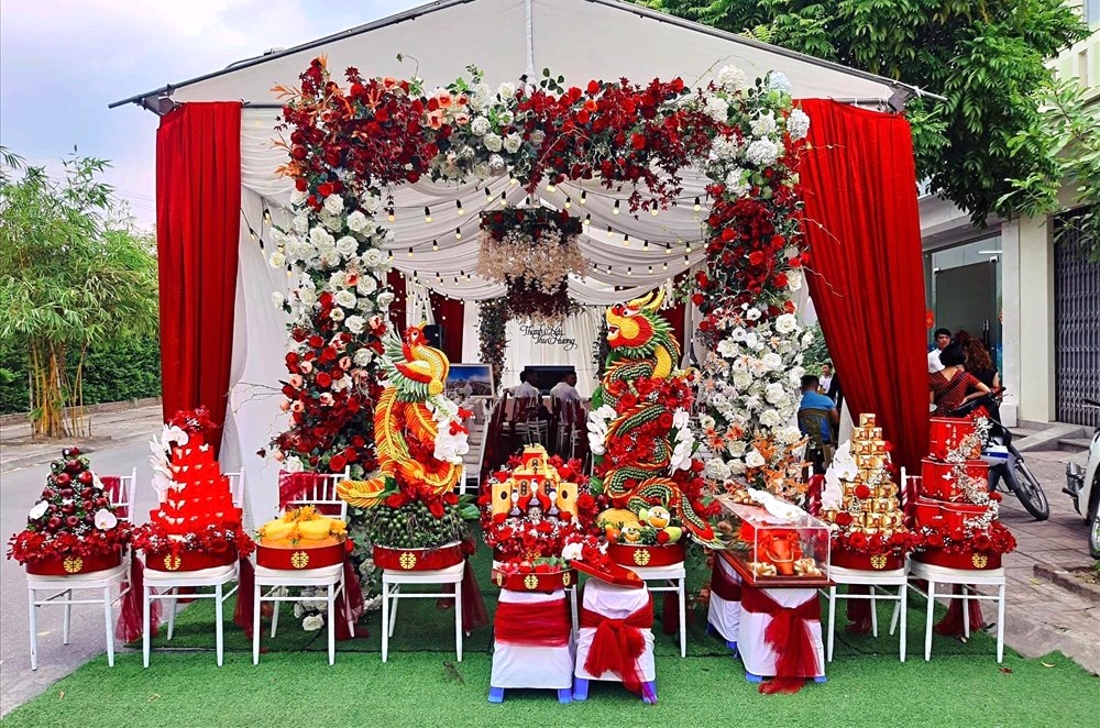 Lựa chọn đúng ngày giúp buổi lễ diễn ra thuận lợi và tâm lý hai bên gia đình được an tâm hơn 