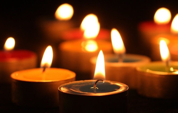 Tuổi Canh Thìn 2000 thuộc mệnh Bạch Lạp Kim