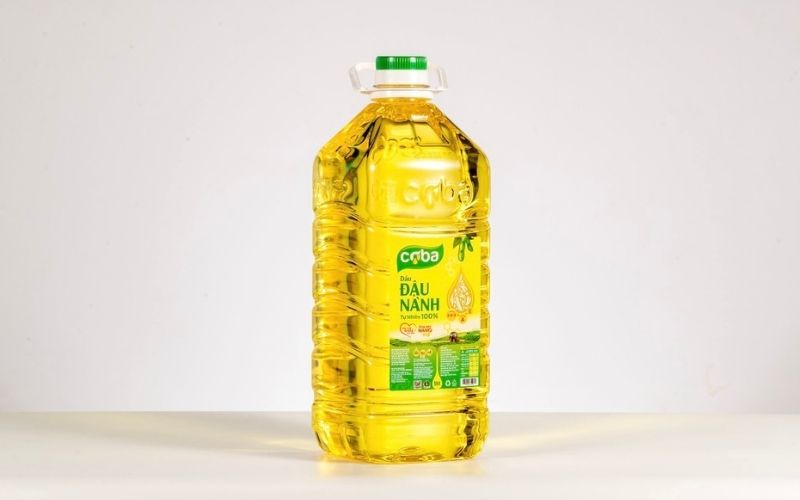 Một can dầu đậu nành COBA 5L là giải pháp tiện lợi cho gia đình đông người