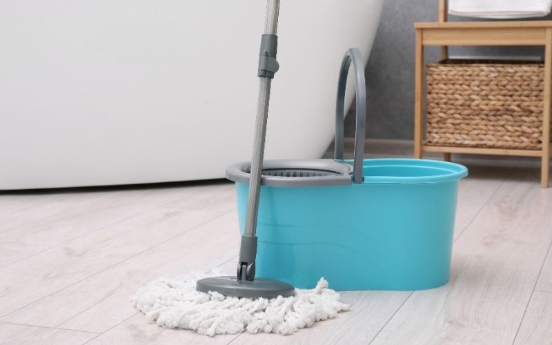 Hướng dẫn sử dụng đúng cách với nước lau sàn hương bạc hà S-Bee