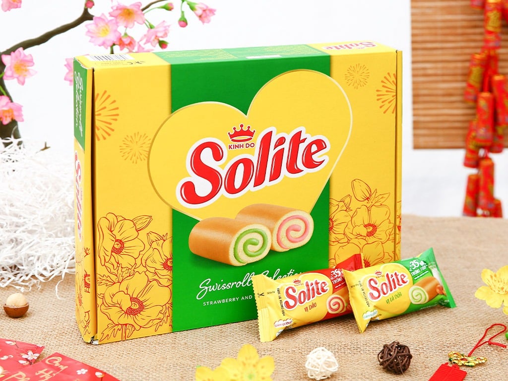 Bánh bông lan cuộn kem là một trong những dòng sản phẩm được ưa chuộng nhất của thương hiệu SOLITE