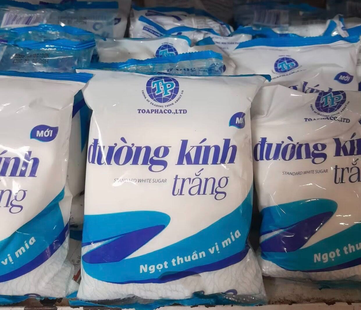 Đường kính TOÀN PHÁT có thể được đóng gói với bao 20 gói loại 1kg hoặc bao lớn 10kg
