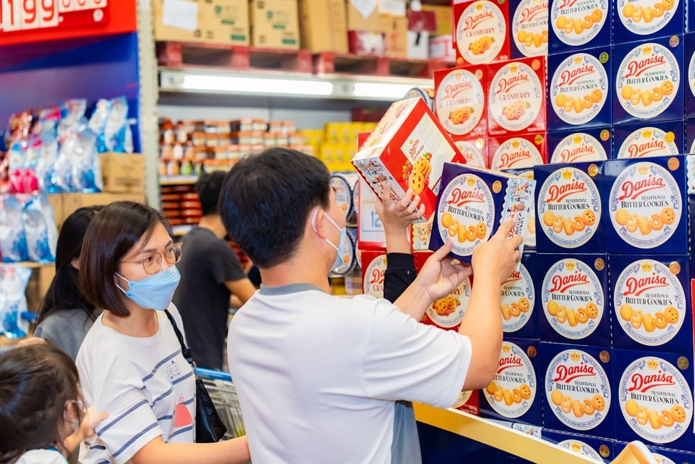 Nhập hàng theo thùng giúp đảm bảo luôn có nguồn hàng dự trữ để sử dụng khi cần thiết