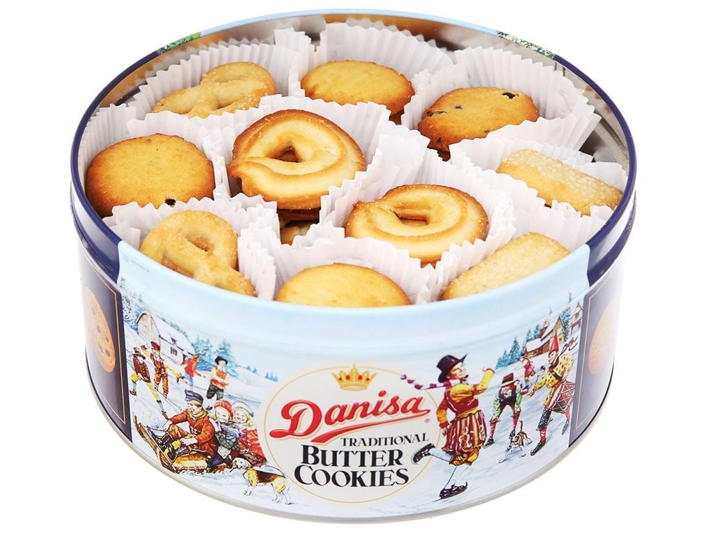 Bánh quy bơ DANISA được yêu thích nhờ hương vị thơm ngon và thiết kế sang trọng theo phong cách Hoàng Gia