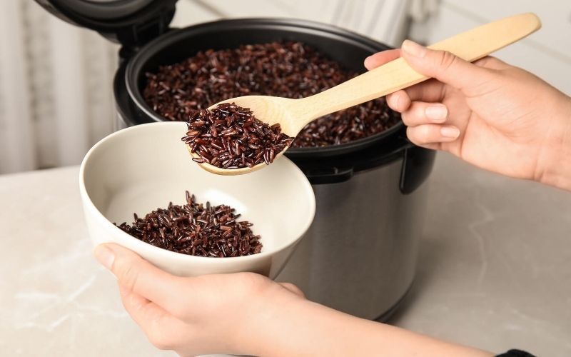 Gạo lứt đem lại nhiều lợi ích cho sức khỏe của bạn