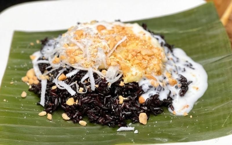 Xôi nếp than dẻo thơm, giàu năng lượng cho ngày mớ