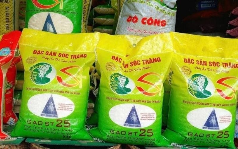 ST25 nổi bật với hương thơm lá dứa và vị ngọt tự nhiên