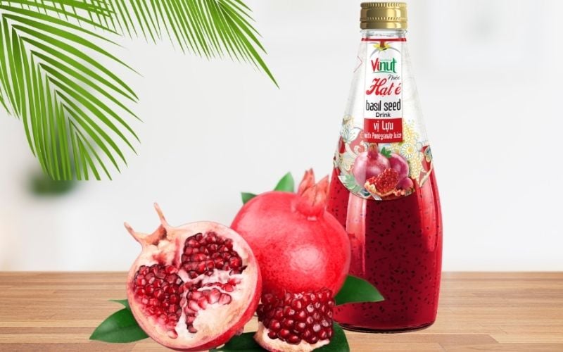 Nước lựu đóng chai giàu vitamin và chất chống oxy hóa tự nhiên