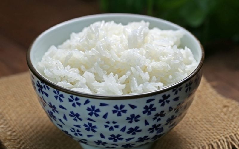 Gạo giả có thể gây hại âm thầm mà người dùng khó nhận biết ngay