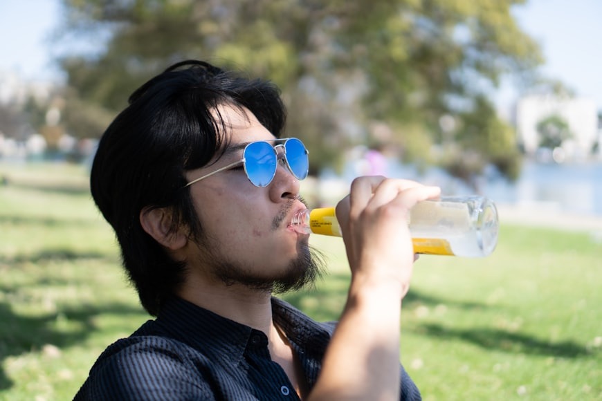 Nước xoài dạng đóng chai tốt với người cần bổ sung năng lượng nhanh chóng